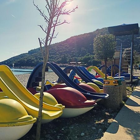 Apartment Noemi With A Direct Beach View Rabac Εξωτερικό φωτογραφία