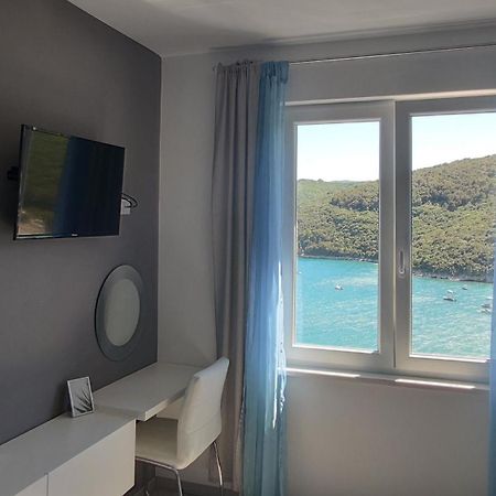 Apartment Noemi With A Direct Beach View Rabac Δωμάτιο φωτογραφία